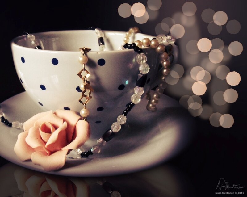 Tea Cup with Rose — White