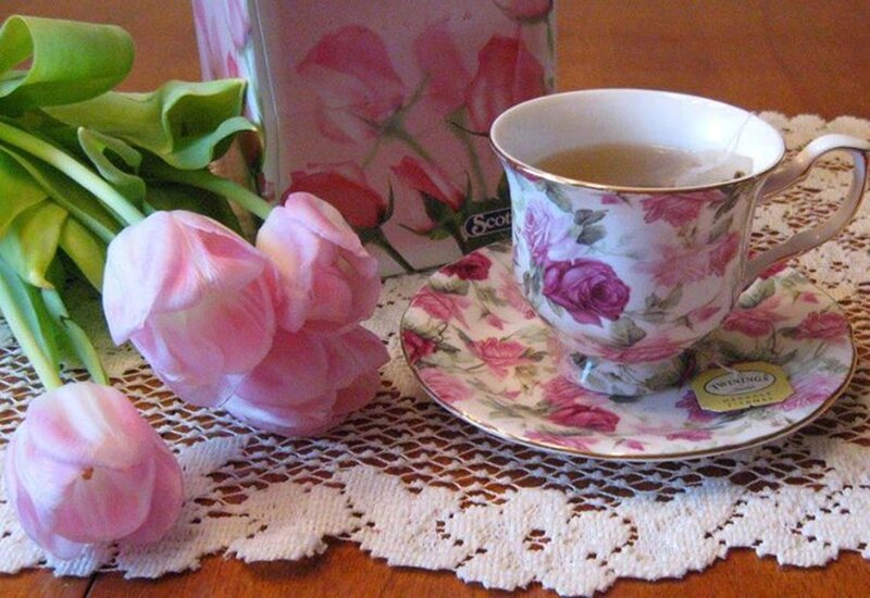 Tea Cup with Tulips — Pink