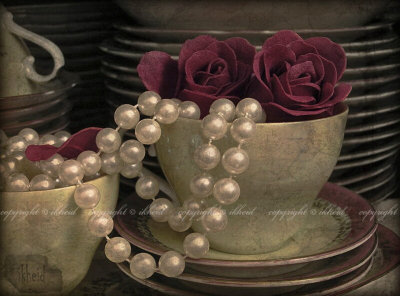Tea Cups with Pearls — Maroon
