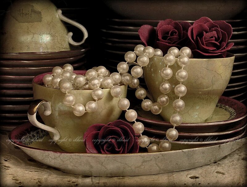 Tea Cups with Pearls