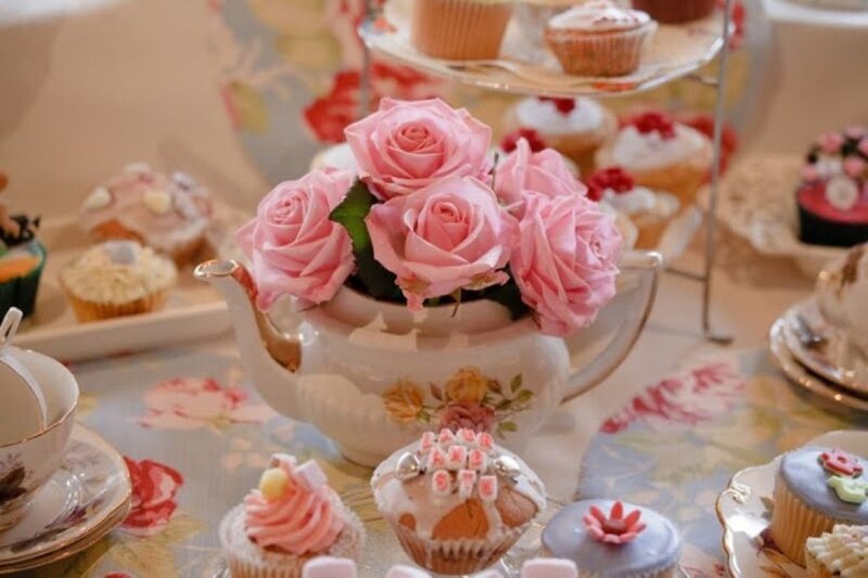 Tea Party with Cupcakes — Pink
