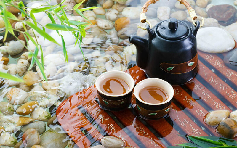 Tea Set in Water