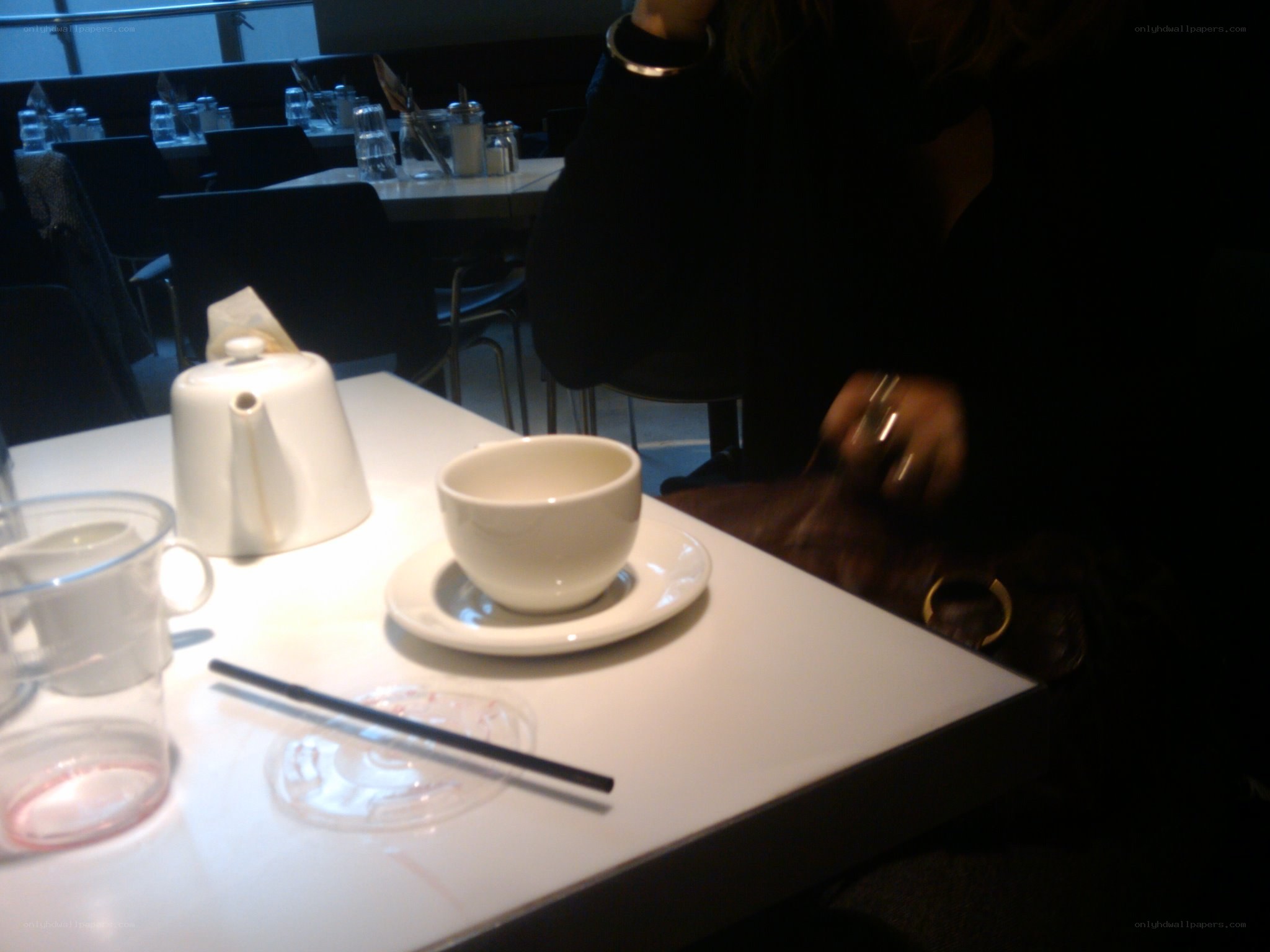 Tea set on a restaurant table