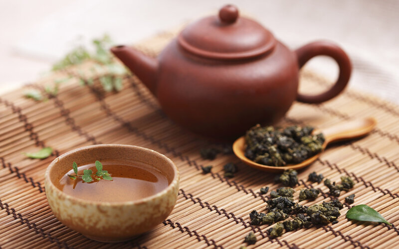 Tea Set on Bamboo Mat — Brown, Serene