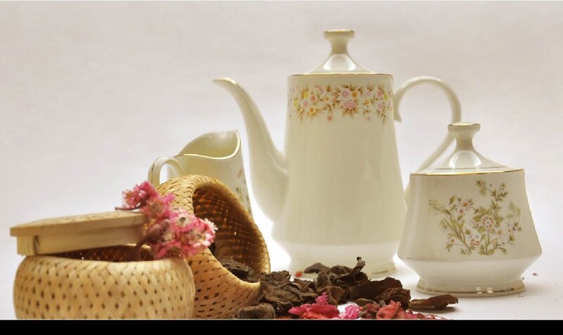 Tea Set with Basket