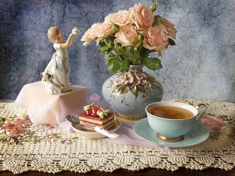 Tea Set with Cake — Blue, Serene
