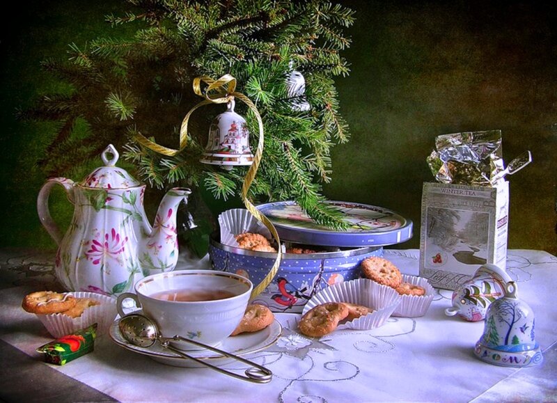 Tea Set with Cookies — Green, Cozy