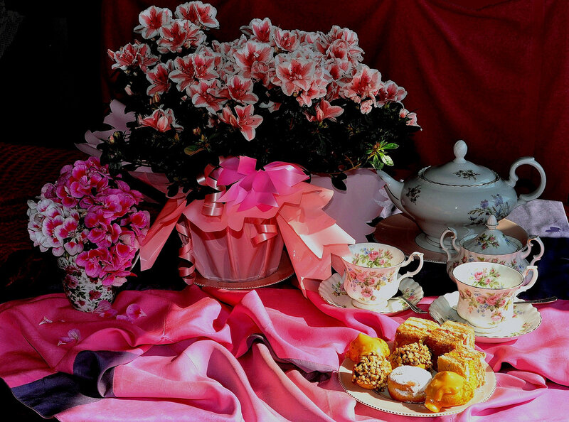 Tea Set with Flowers — Pink, Dramatic