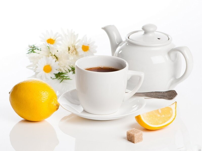 Tea Set with Lemon