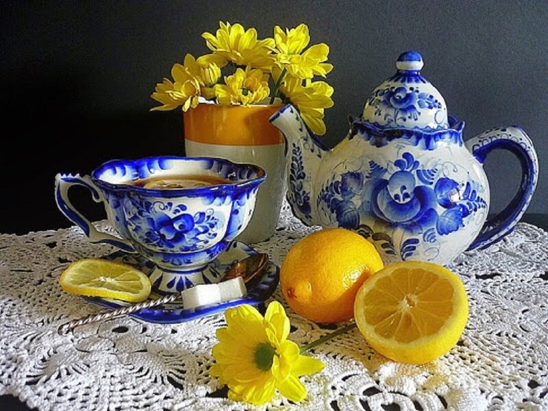Tea Set with Lemons — Blue, Calm