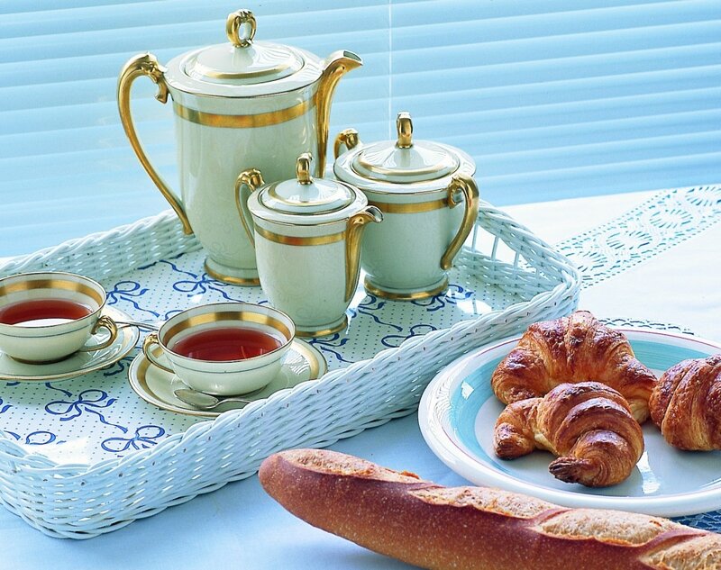 Tea Set with Pastries — Blue