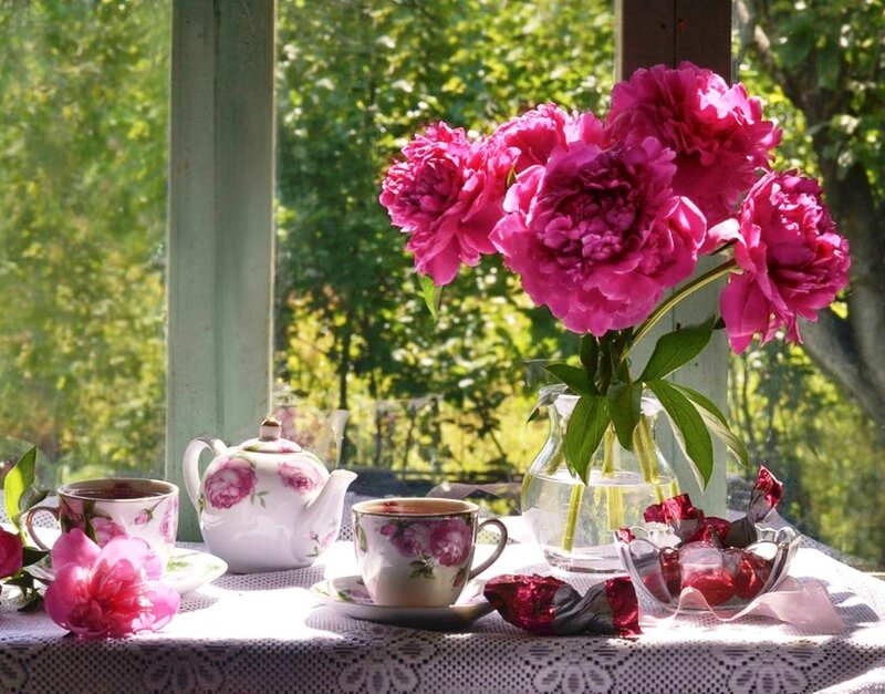 Tea Set with Peonies — Pink, Serene