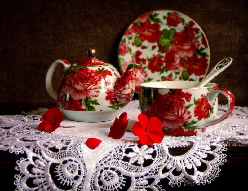 Tea Set with Red Flowers