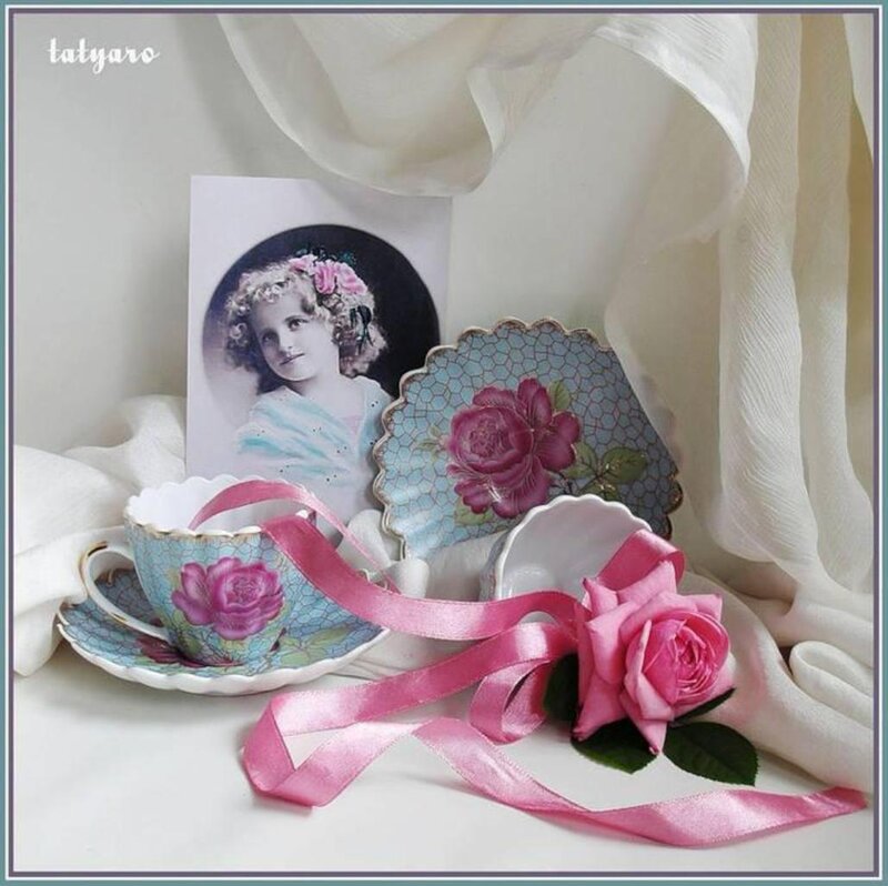 Tea Set with Rose — Pink