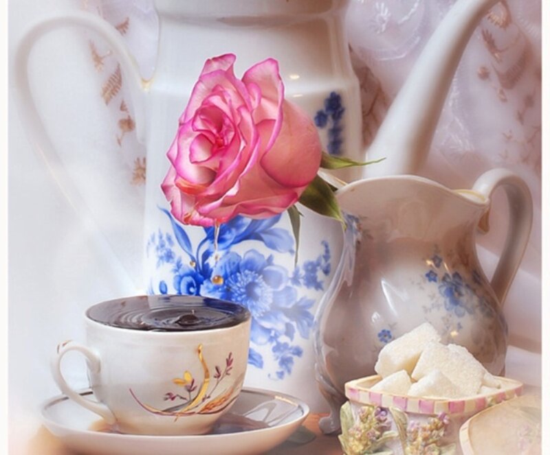 Tea Set with Rose