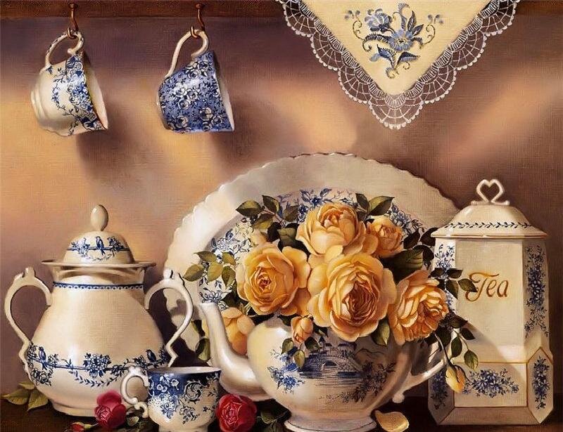 Tea Set with Roses — Cream