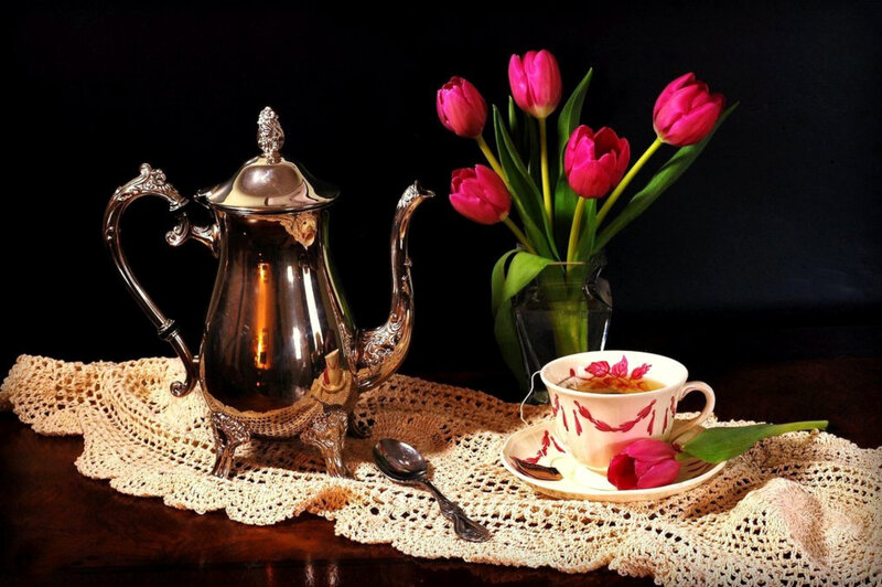 Tea Set with Tulips — Black, Dramatic