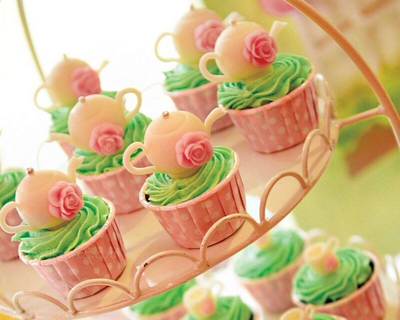 Tea-themed Cupcakes