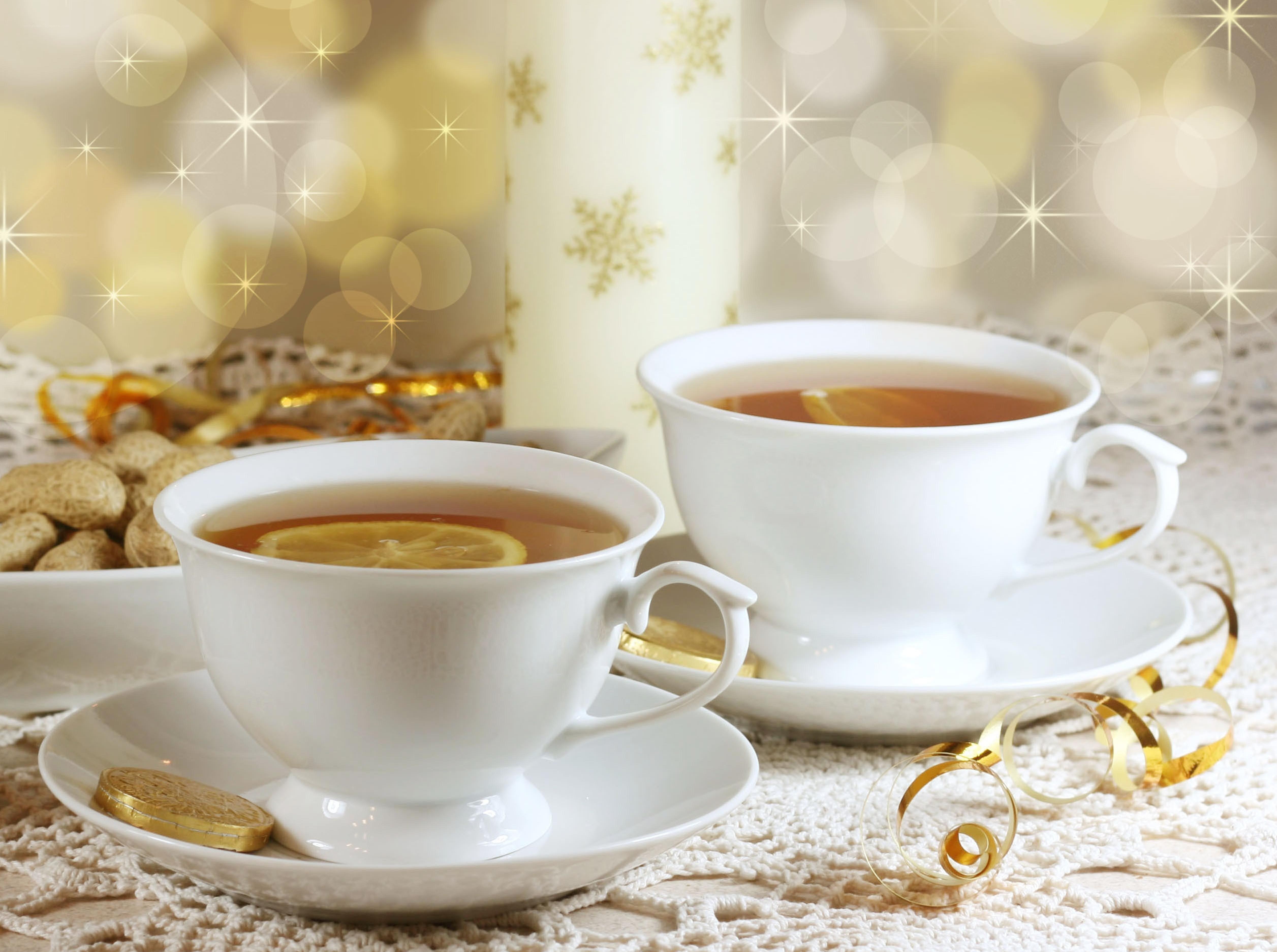 Tea with lemon and festive decor