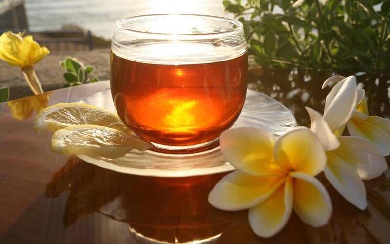 Tea with Lemon and Flowers — Brown