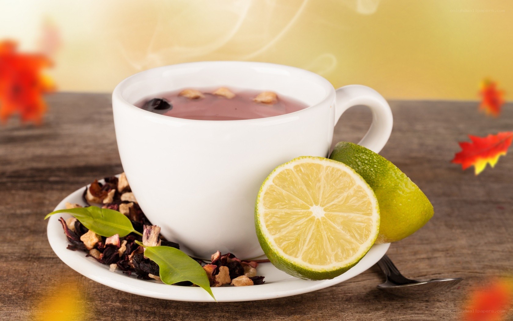Tea with lemon and herbs