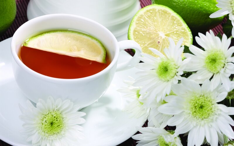 Tea with Lime Slice