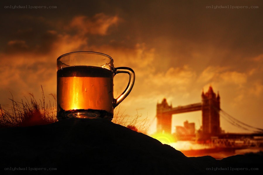 Teacup with London Bridge view