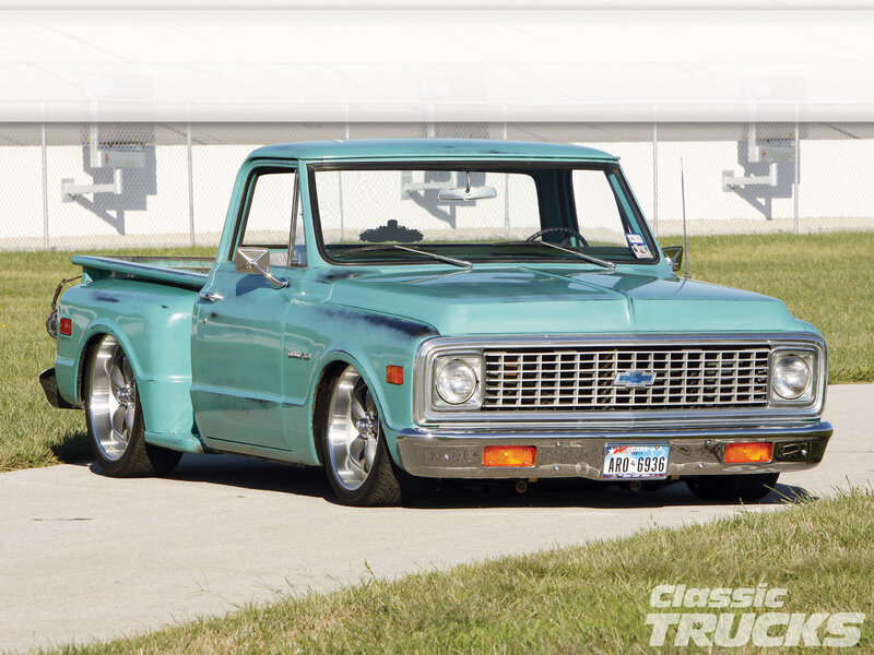 Teal Classic Pickup Truck
