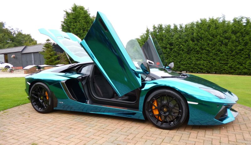 Teal Lamborghini Aventador — Calm