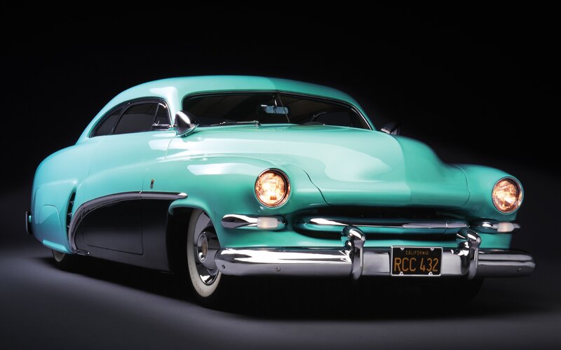 Teal Vintage Car — Dramatic, Photograph