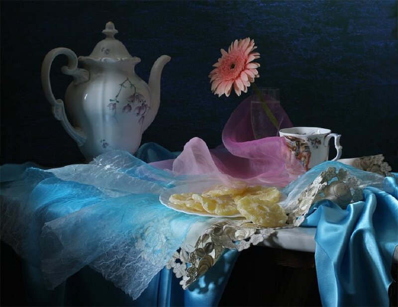 Teapot with Flower