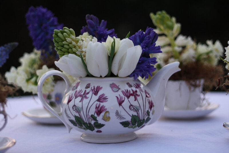 Teapot with Flowers — White