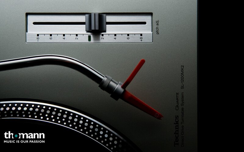 Technics Turntable — Black