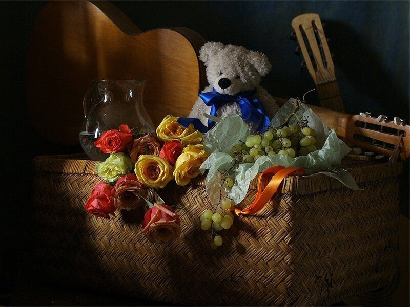 Teddy Bear in Basket — Brown