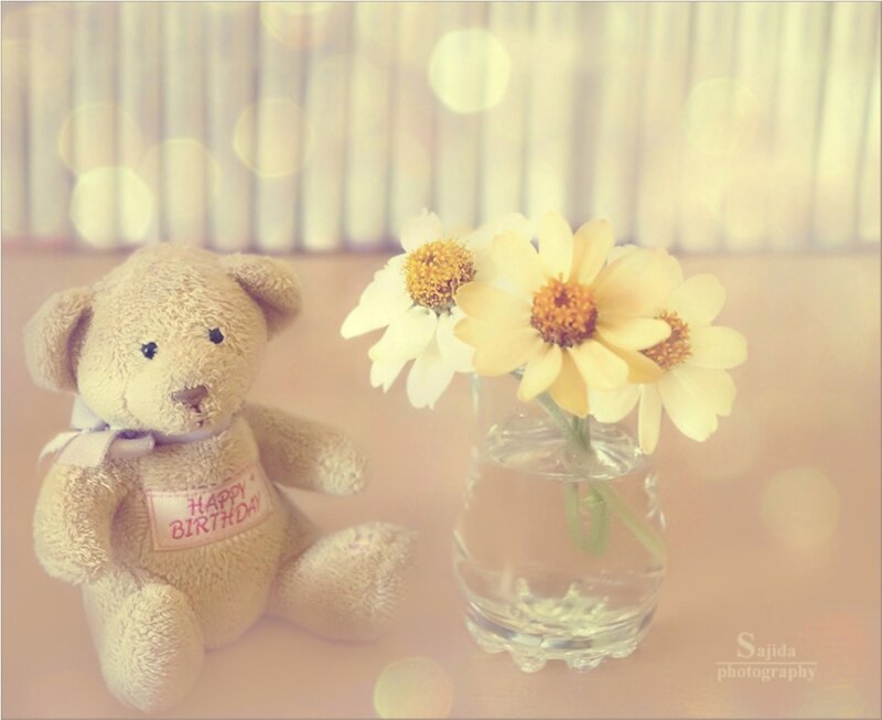 Teddy Bear with Flowers — Yellow