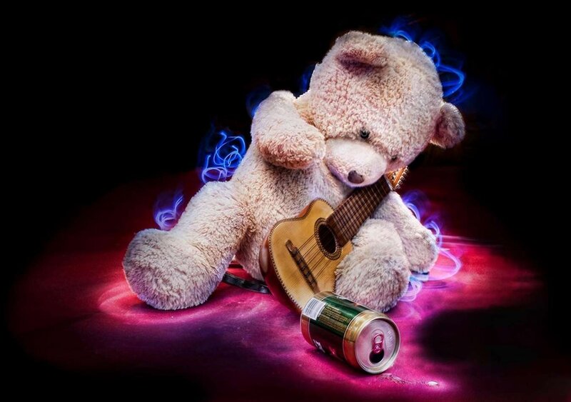 Teddy Bear with Guitar — Black