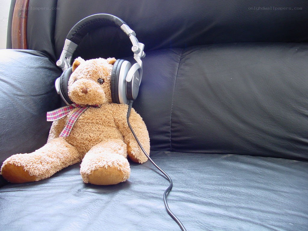 teddy bear with headphones