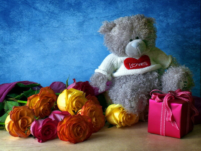 Teddy Bear with Roses — Blue, Romantic
