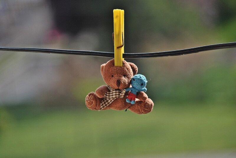 Teddy Bears on Clothesline