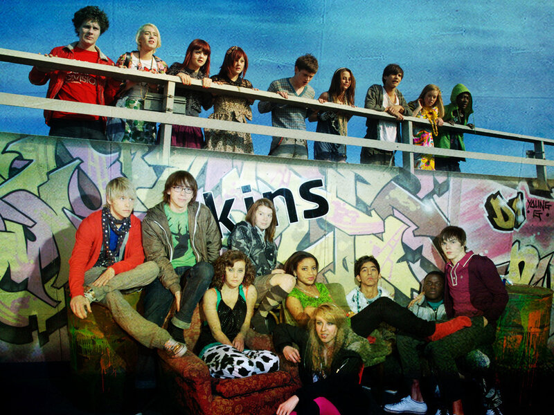 teen cast on graffiti set