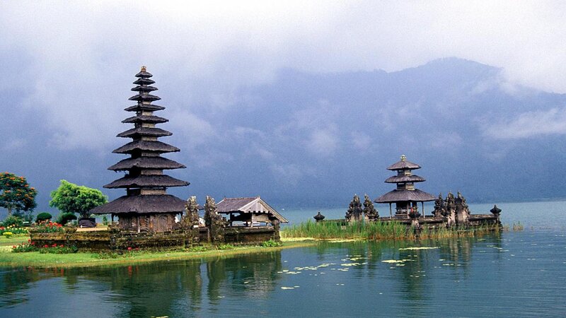 Temples on Lake Island