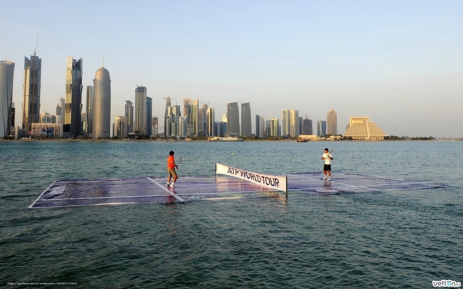 Tennis on a floating court