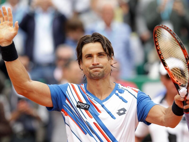 Tennis Player Waving — Blue