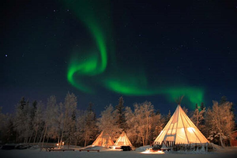 Tents under Aurora — Green, Serene