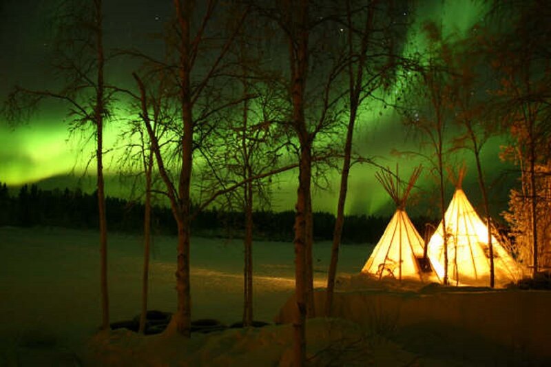 Tents under Aurora — Green
