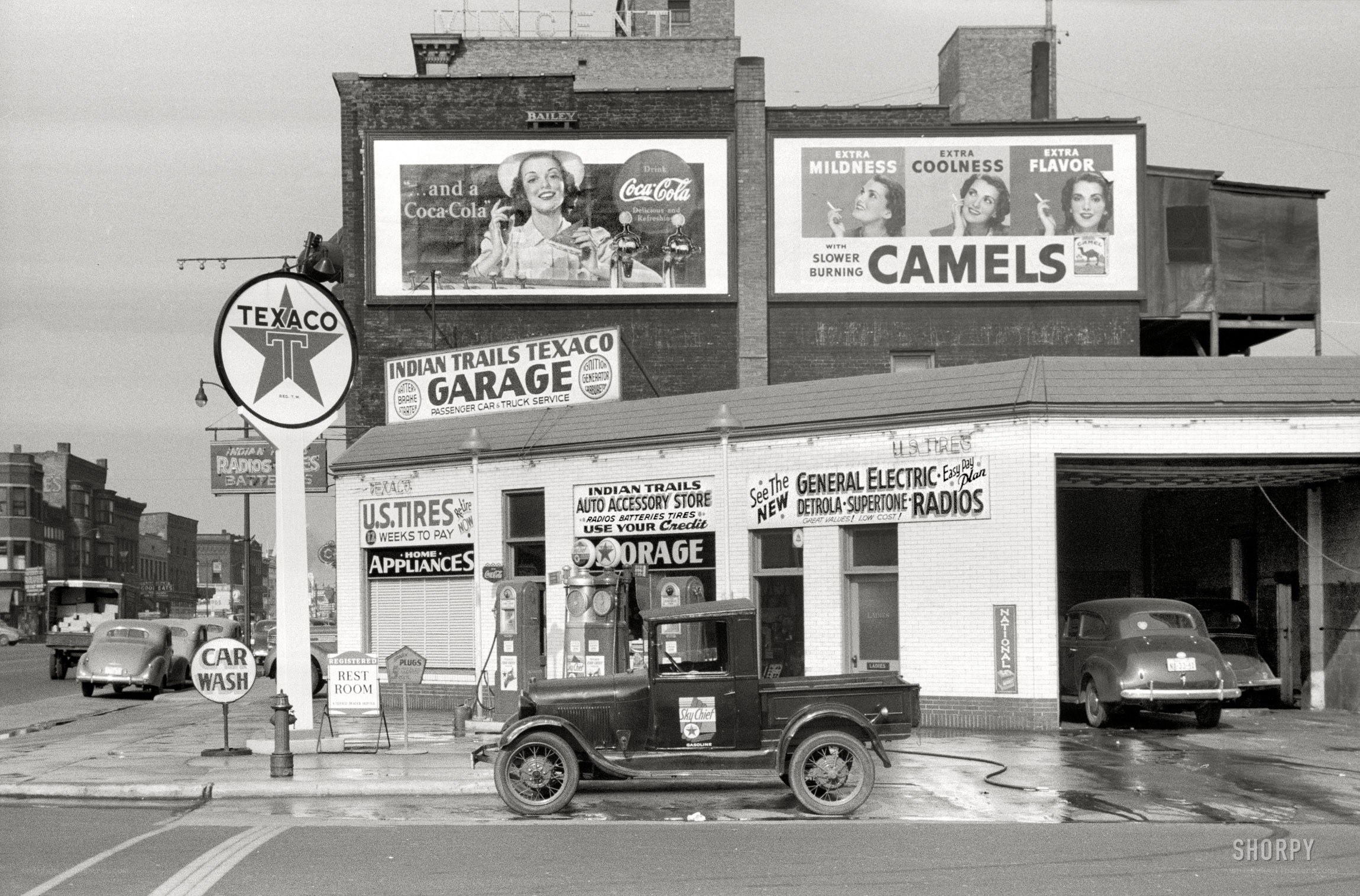 Texaco gas station in the 1940s