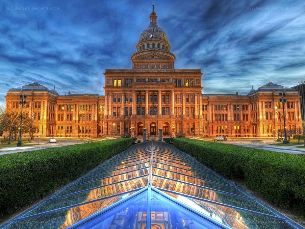 Texas State Capitol at dusk