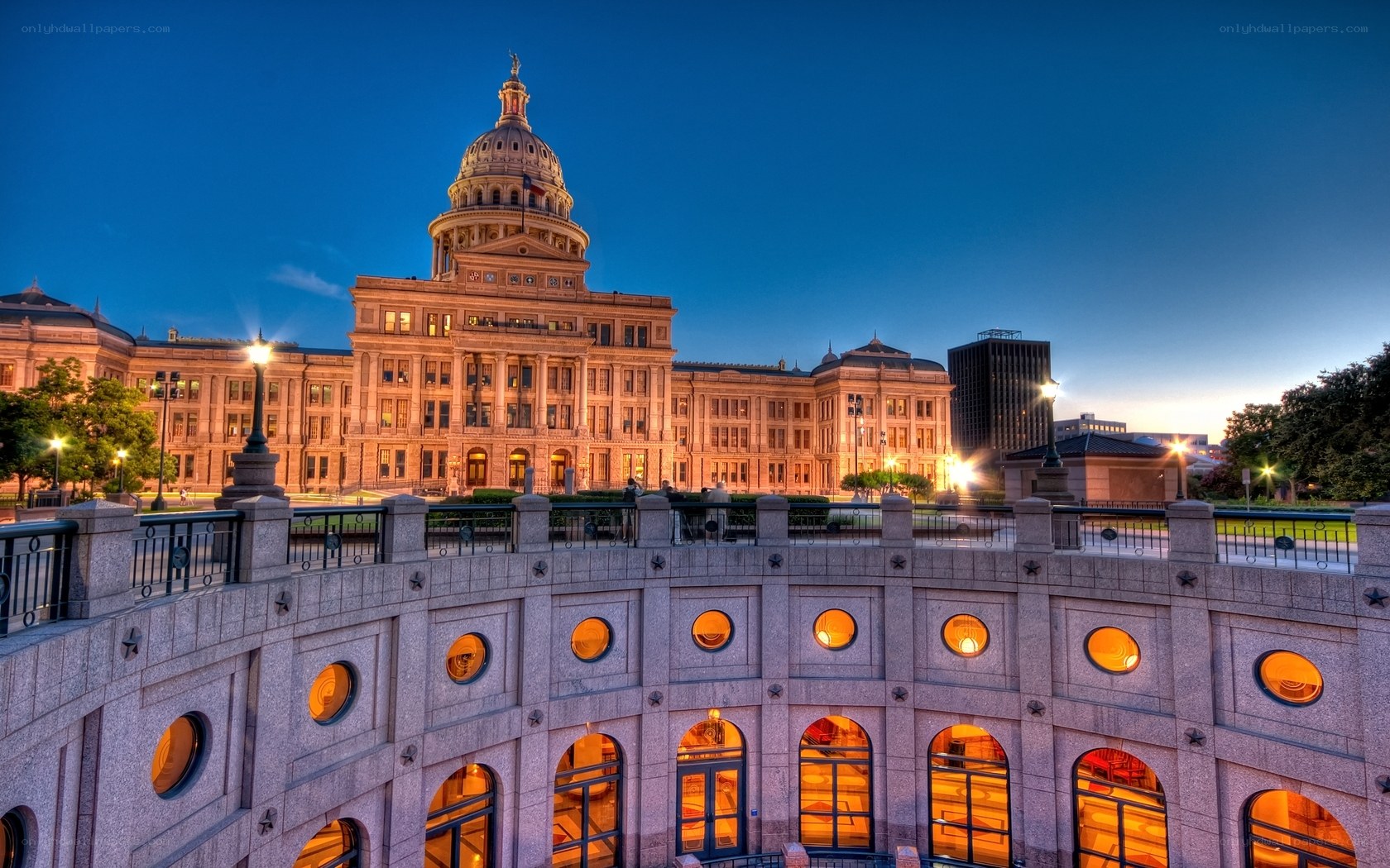 Texas State Capitol at dusk