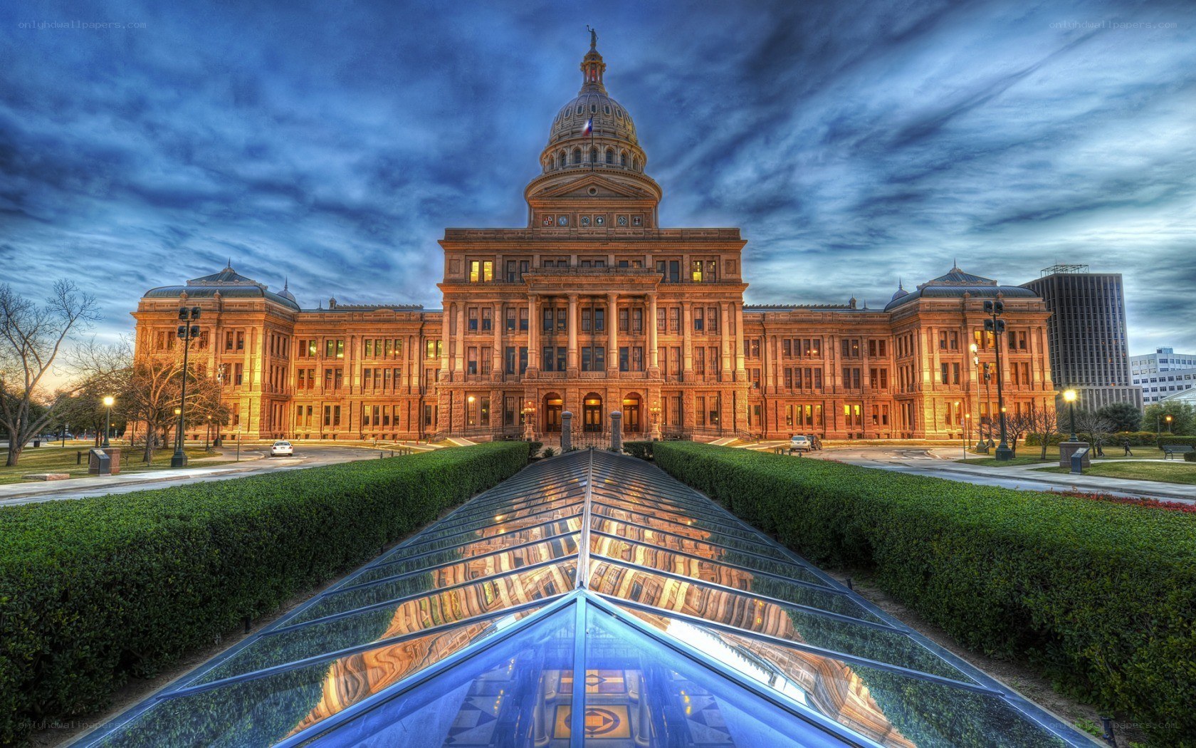 Texas State Capitol at dusk