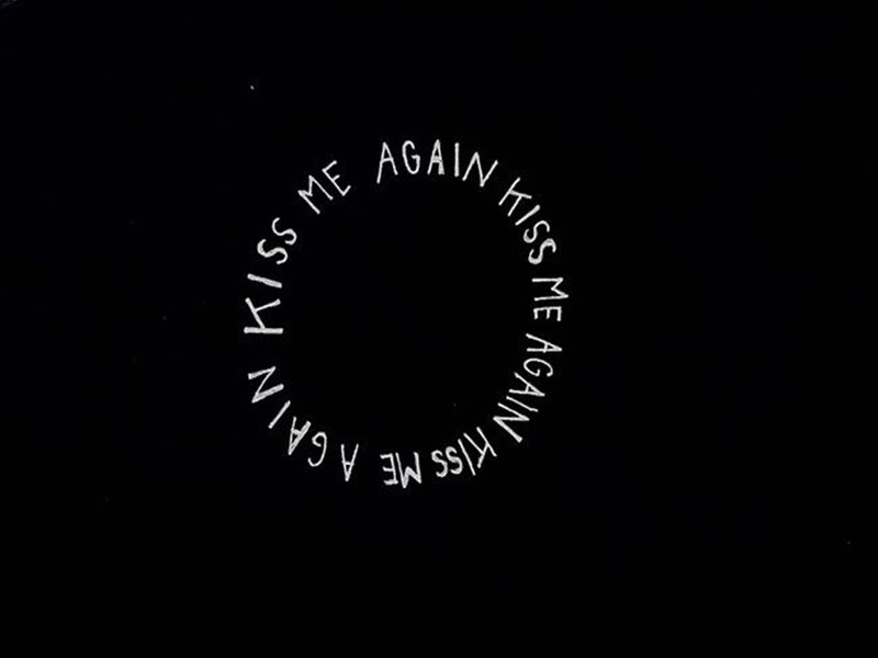 Text in a Circle — Black, Dark